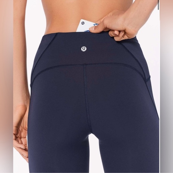 Lululemon Train Times size 2 7/8 Pant (25" ) Midnight Navy‎ - Picture 4 of 13